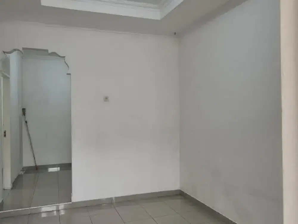 Rumah Nyaman Bersih Siap Huni Taman Cibiru Lippo Cikarang Bekasi