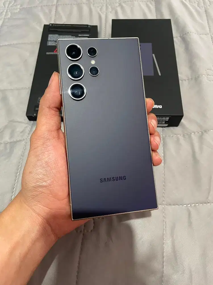 Samsung S24 Ultra Sein Mulus Fullset