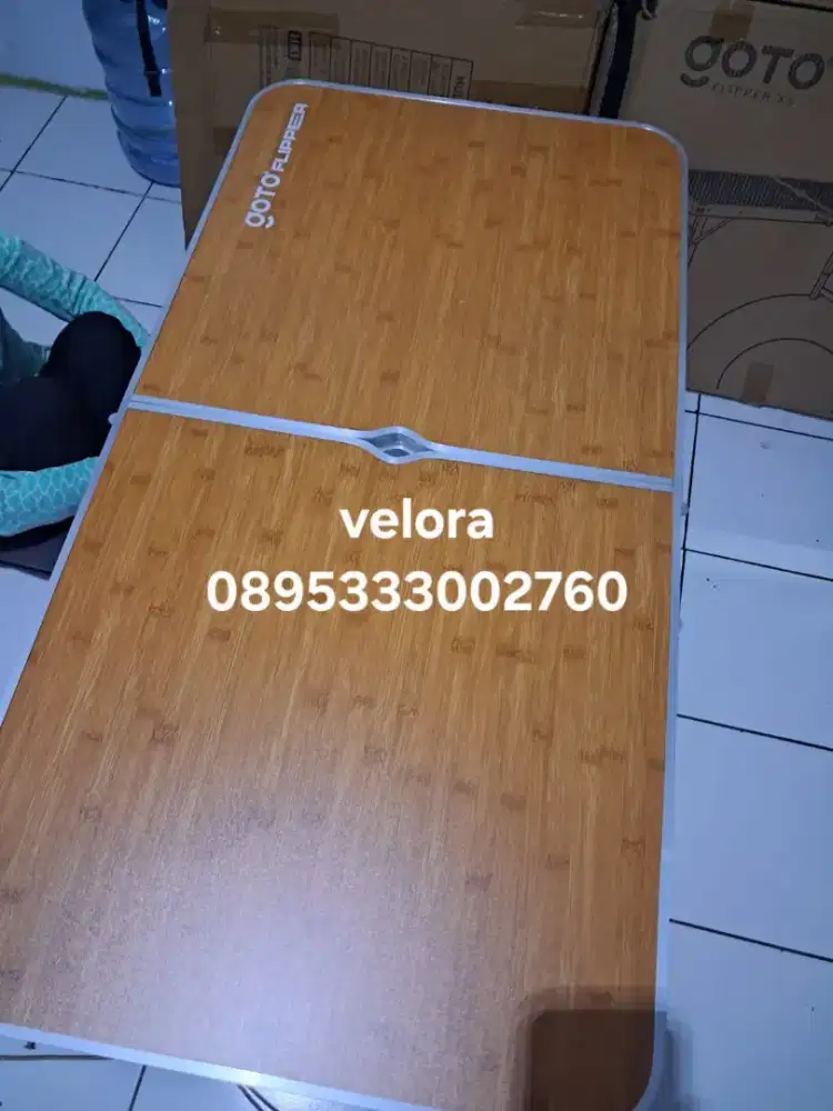 Meja Lipat Kaki Kotak
