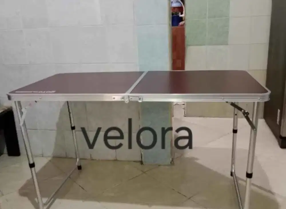 Meja Lipat Baru