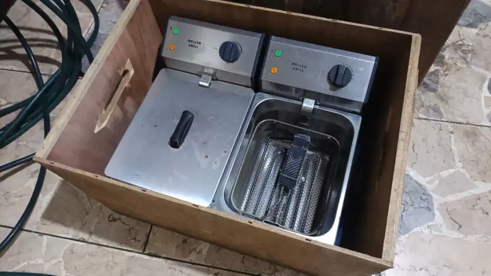 Deep Fryer Penggorengan Listrik