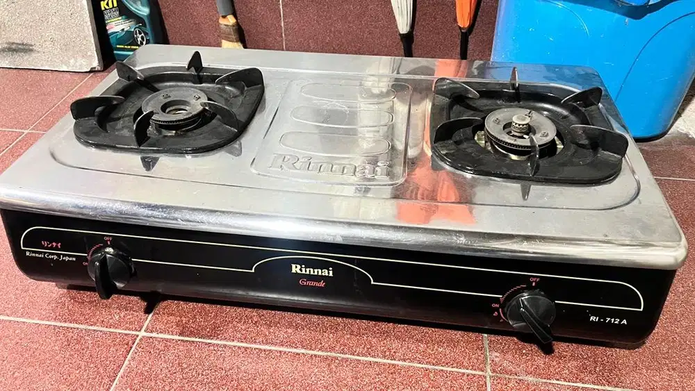 kompor Rinnai 2 tungku RI 712 A