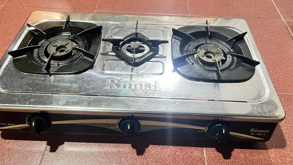 Kompor Rinnai 3 tungku