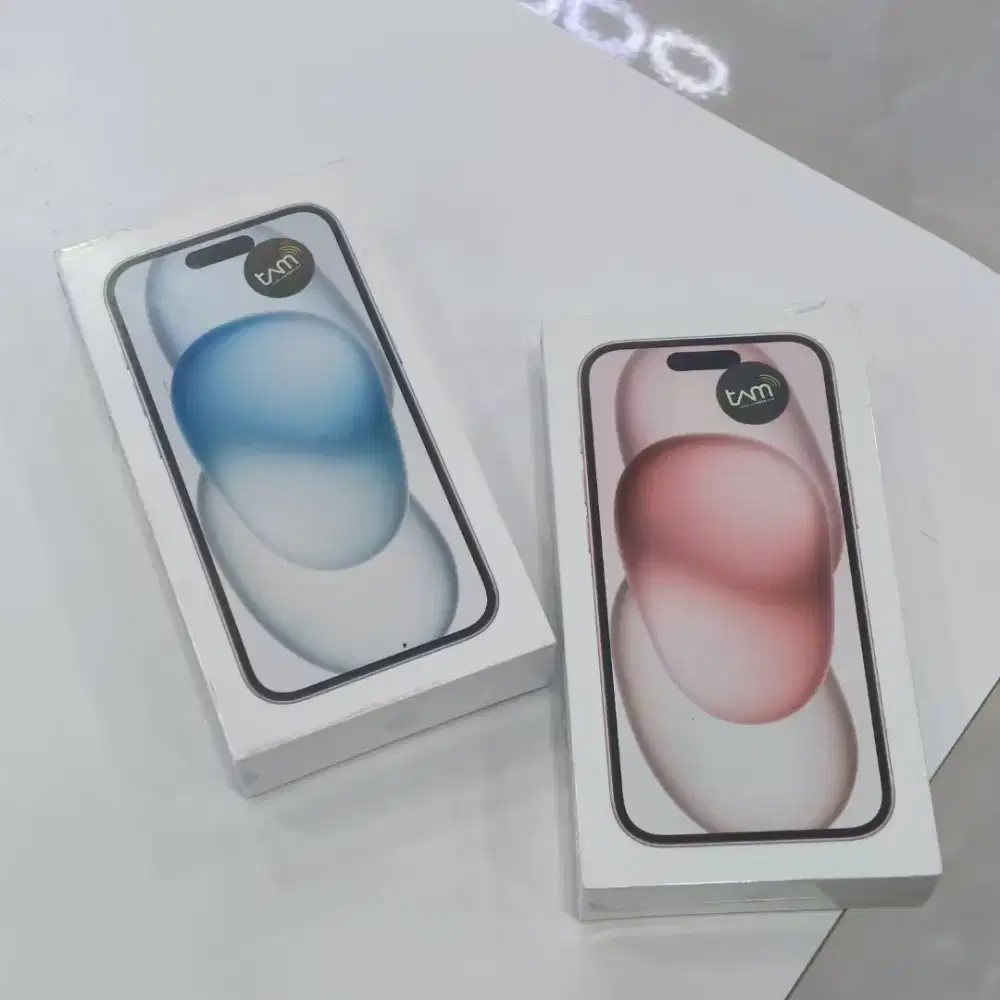 iPhone 15 128 GB Fullset garansi resmi