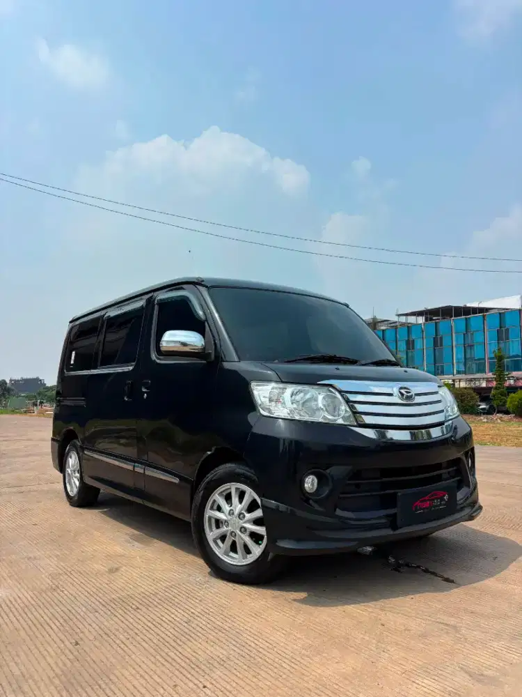 Daihatsu Luxio X automatic 2022 bekas murah