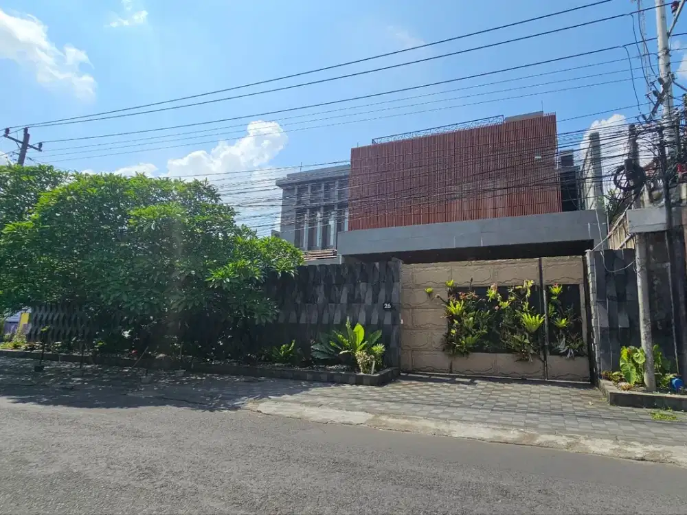 Rumah Mewah Private Pool di Demangan Baru Caturtunggal Sleman