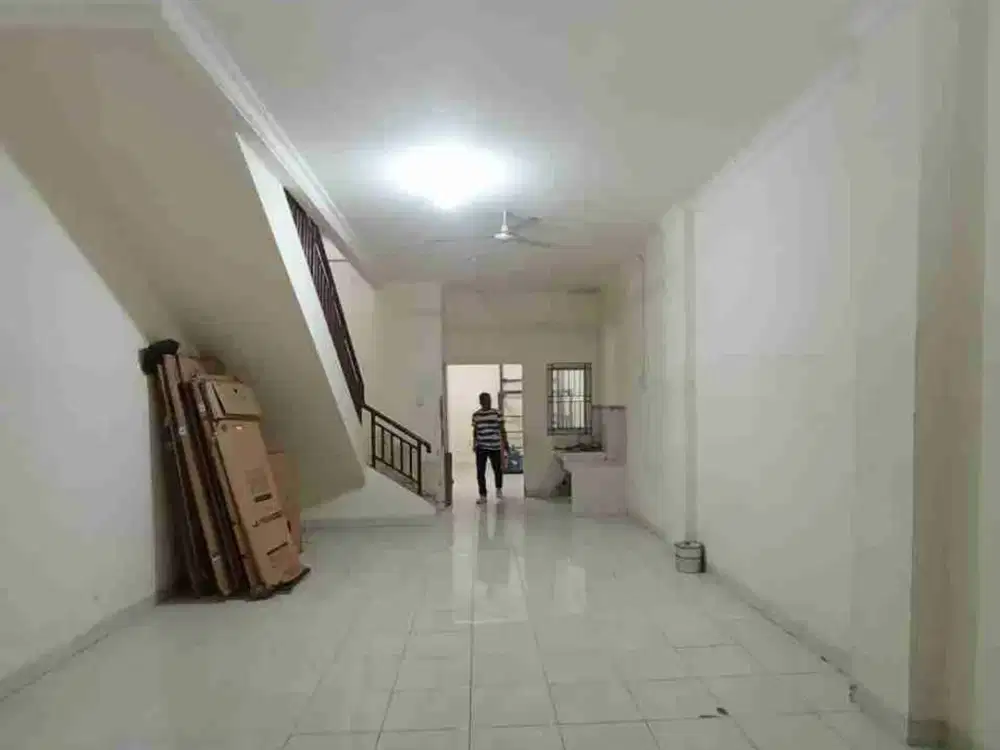 D sewa ruko gandeng city resort Miami cengkareng Boulevard