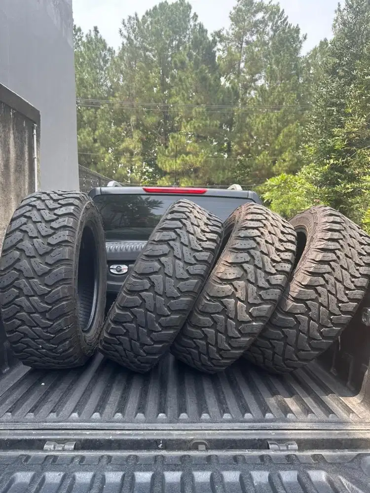 Ban bekas accelera type M/T 01