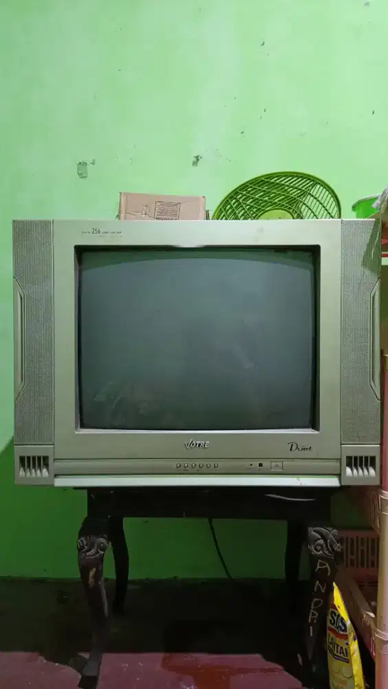 tv tabung bekas mrek votre