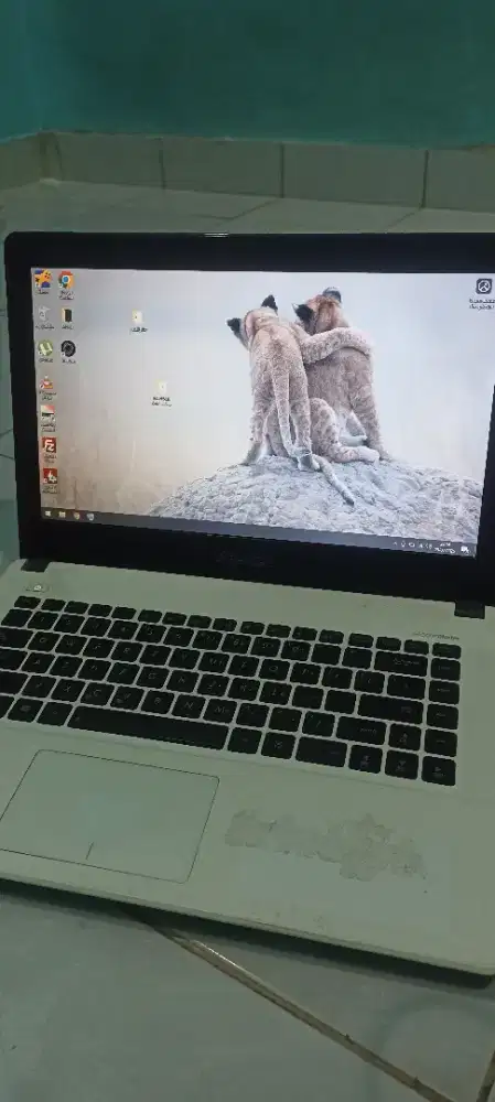Dijual laptop asus slim