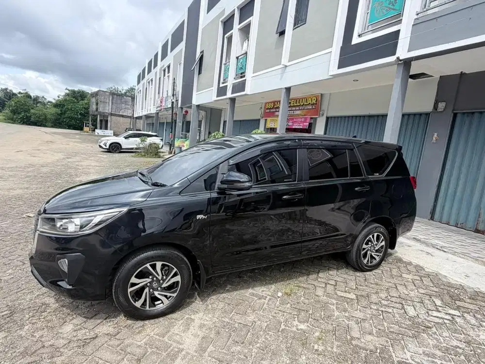 Toyota Innova Reborn Facelift
