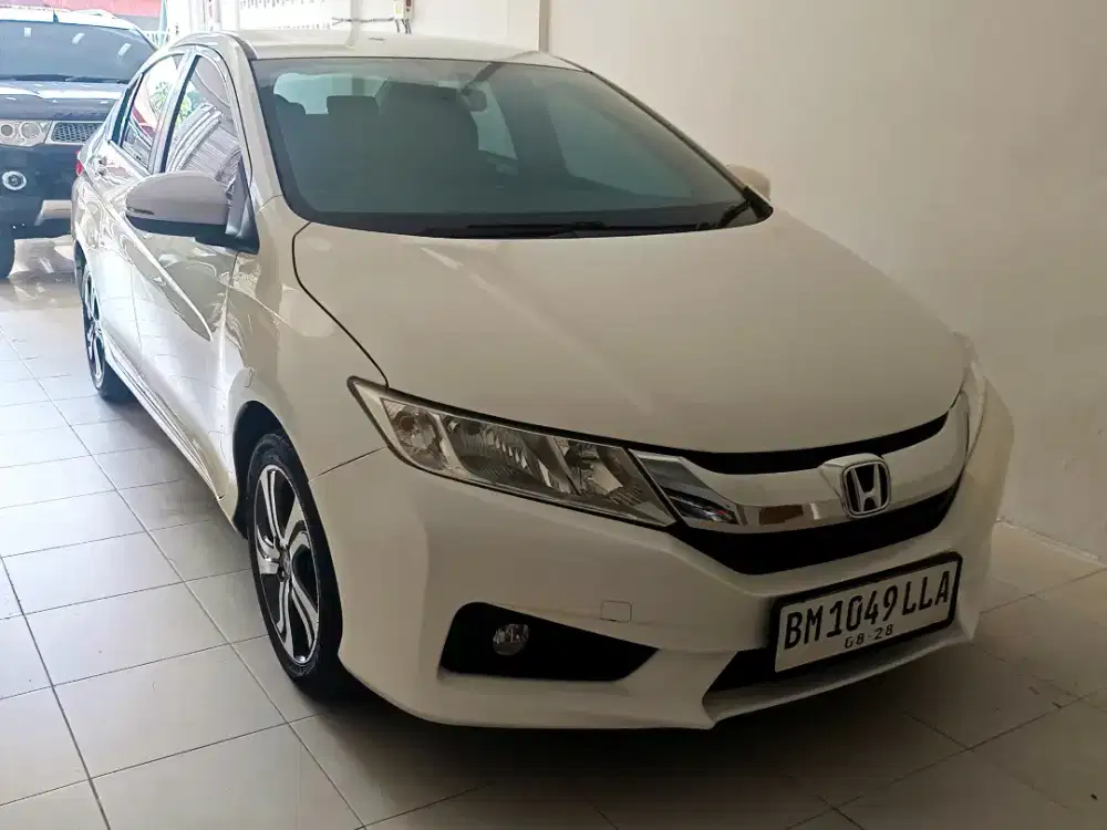 Honda city E matic km low kondi bgs