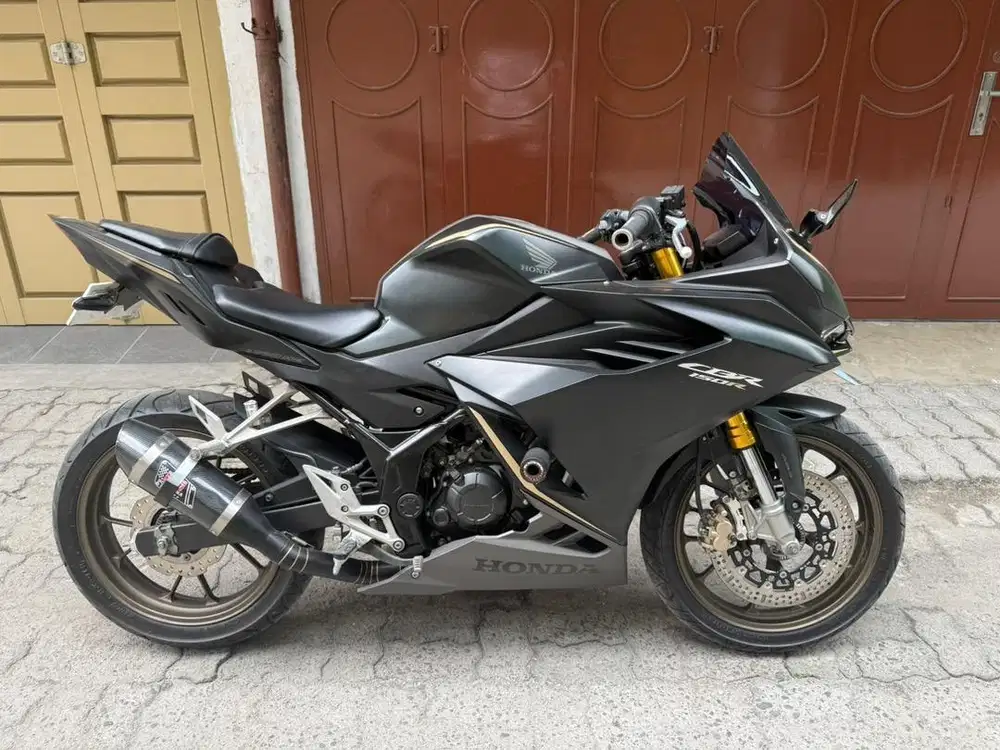 Honda CBR 150R ABS 2024