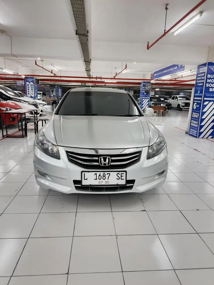 Honda Accord 2.4 vtiL matic silver 2012 Low KM
