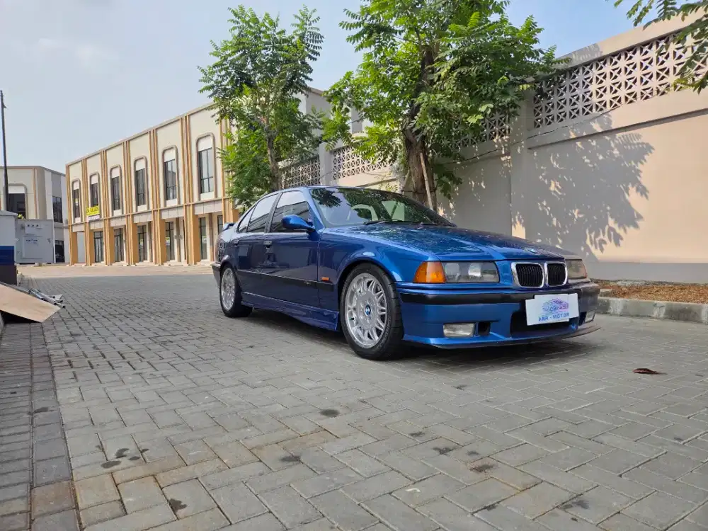BMW 323i full custom 1998