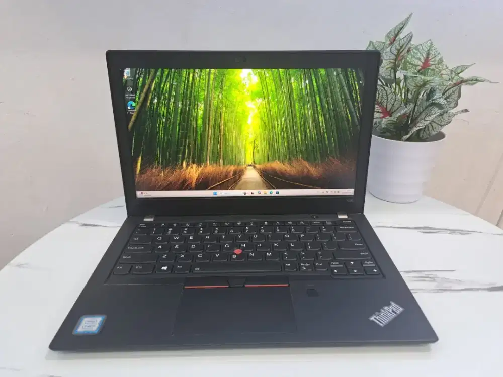 LENOVO THINKPAD X280 Core i7-8550U RAM 16GB SSD 512GB/13 HD/WIN 11