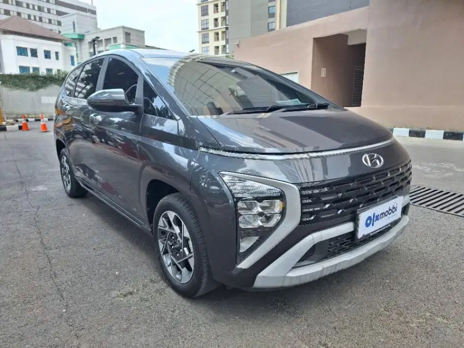 DP MURAH Hyundai Stargazer 1.5 Prime Bensin-AT 2023  CCIHB