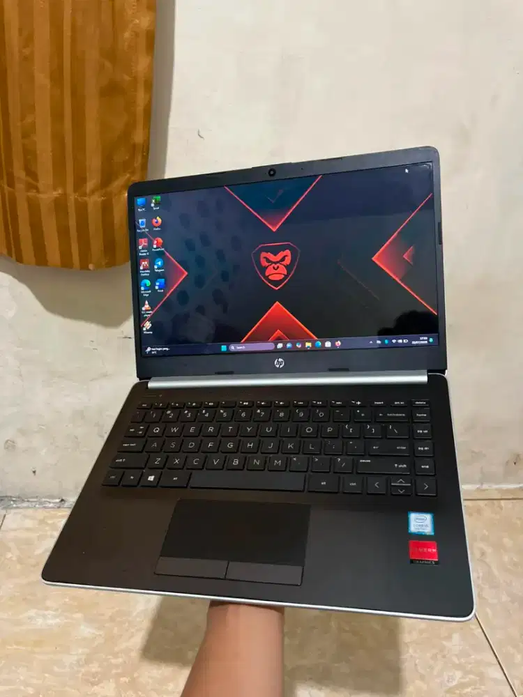 Jual Laptop Hp Intel Core  i5 Dual VGA AMD Radeon R5 Ram 8GB SSD 128GB