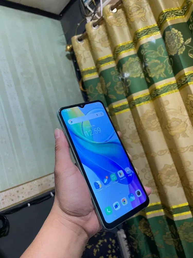 Vivo Y03 4+4(8/64) Layar 6.56 Inch