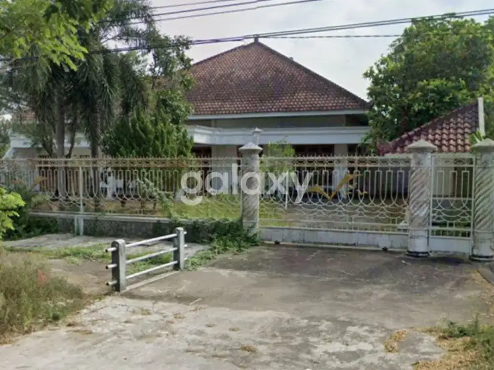 Rumah Mewah Siap Huni di Nol Jalan Raya Tulungagung