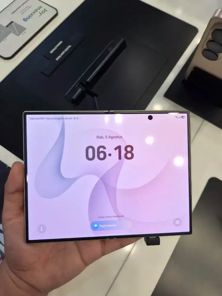 GALAXY SAMSUNH Z FOLD 8