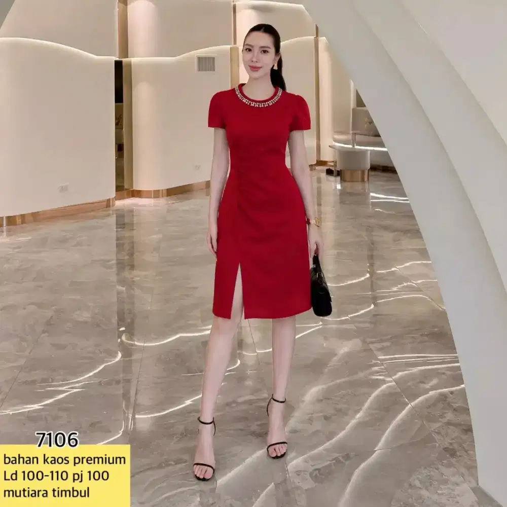 Dress pesta kerut daimon blh
Kode 7106