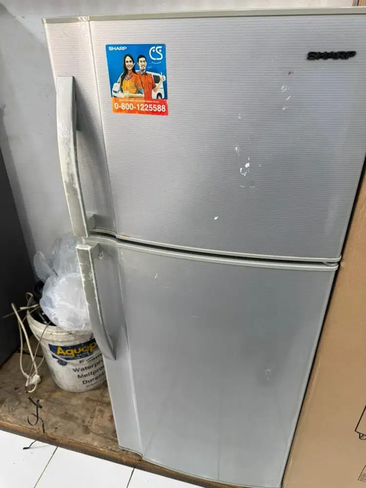 Kulkas 2 pintu sharp