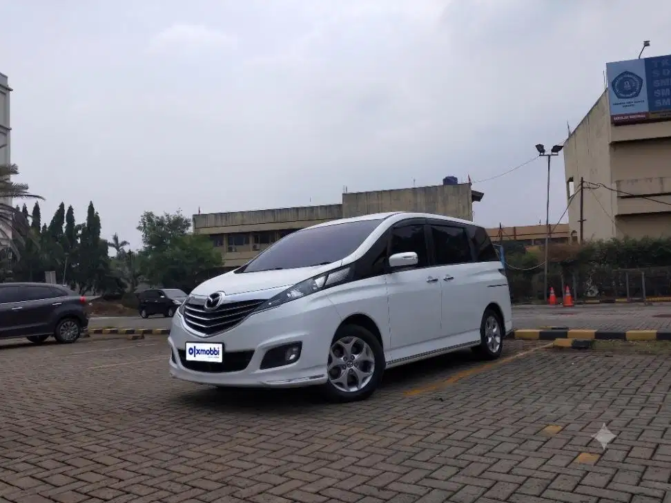 TDP 5, JT Mazda Biante 2.0 Skyactive Bensin-AT Putih 2015