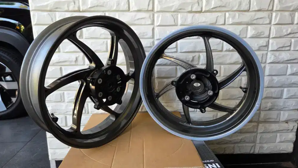 Velg Delkevic Yamaha XMAX (Old/New)