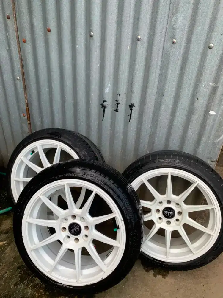 VELG VIP.STATUS R16 + BAN TEBAL