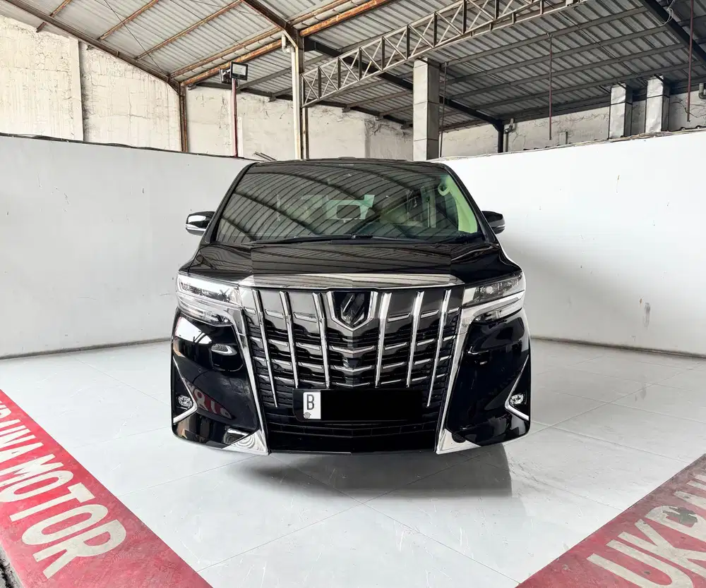 Toyota Alphard G 2.5 At km 8.600