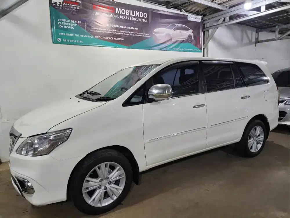 Kijang Innova G a/t 2015 dp 8 jt