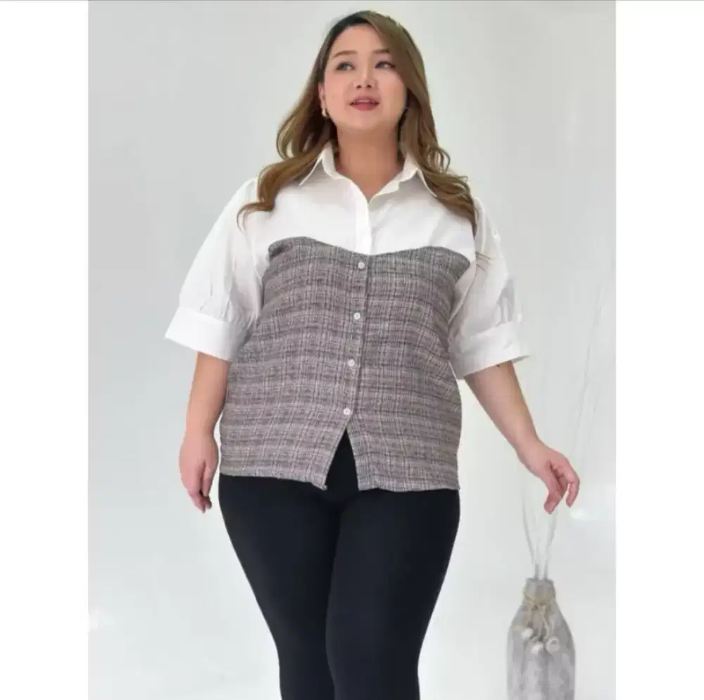Kemeja Blouse Jumbo Wanita