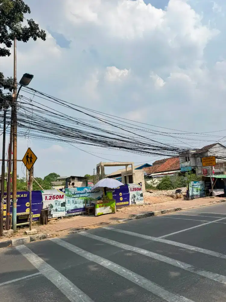 Di Jual Tanah Kavling Strategi di Jalan Raya Ciracas Jakarta Timur -