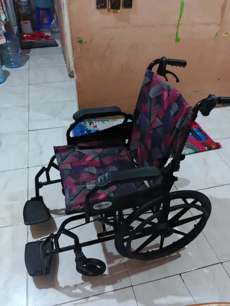 kursi roda revling bisa di lipat
