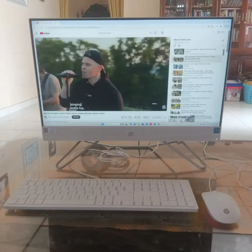 Komputer / PC All-in-One HP 24 i3 Gen-12 8GB 512GB SSD 24 FHD (Nego)