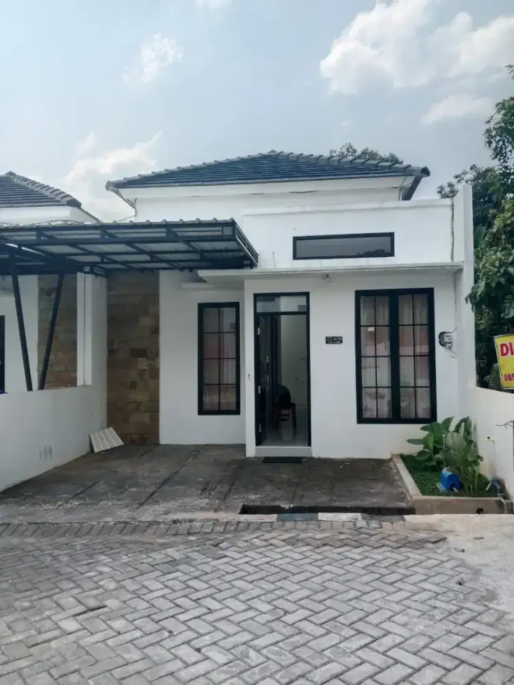 RUMAH BAGUS SIAP HUNI SHM READY DI BANYUMANIK