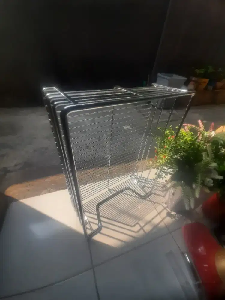 rak  besi stainlisteel