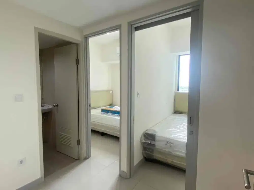 Dijual apartemen osaka Riverview Pik2 2br furnish 300jt all in