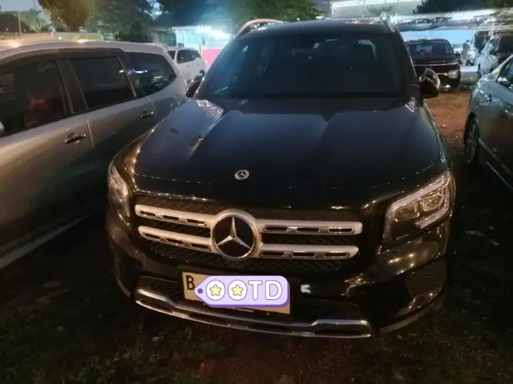 Mercedes benz GLB200