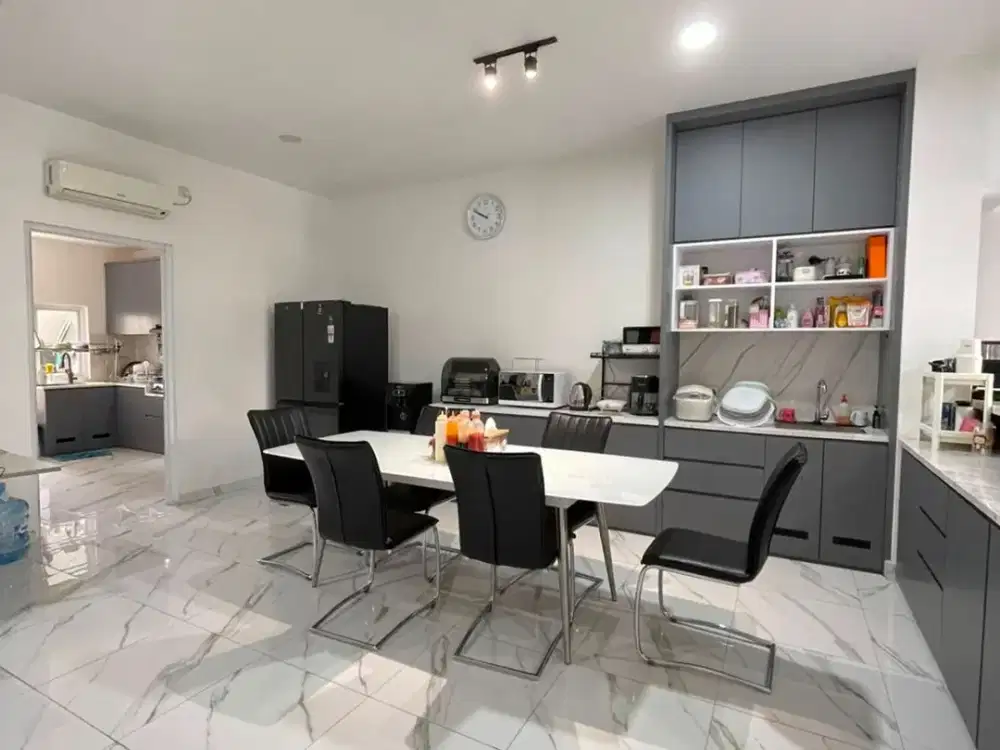 Rumah SHM Semi Furnished Open Space - Sektor 1B Gading Serpong