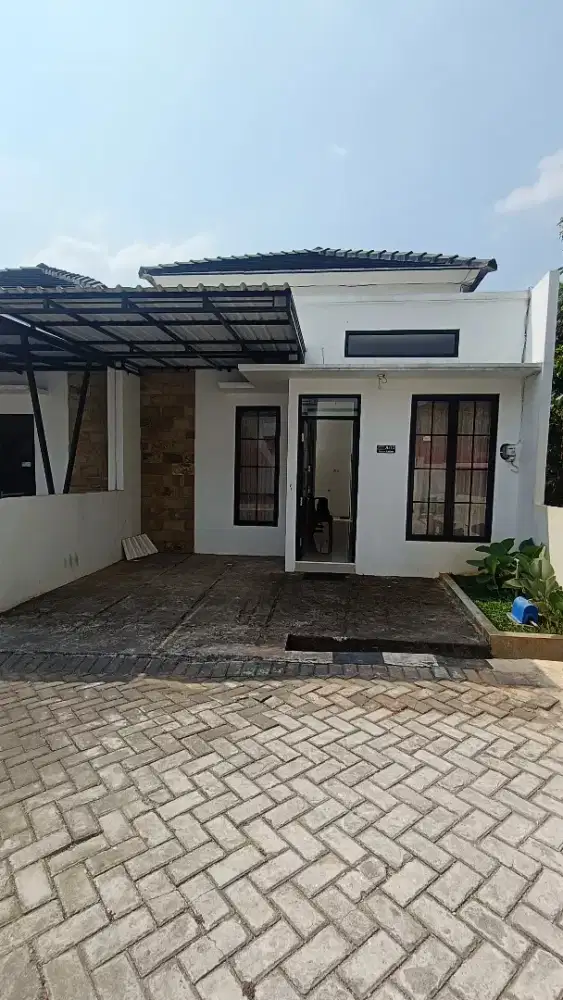 RUMAH SIAP HUNI DEKAT KAMPUS UNDIP TEMBALANG