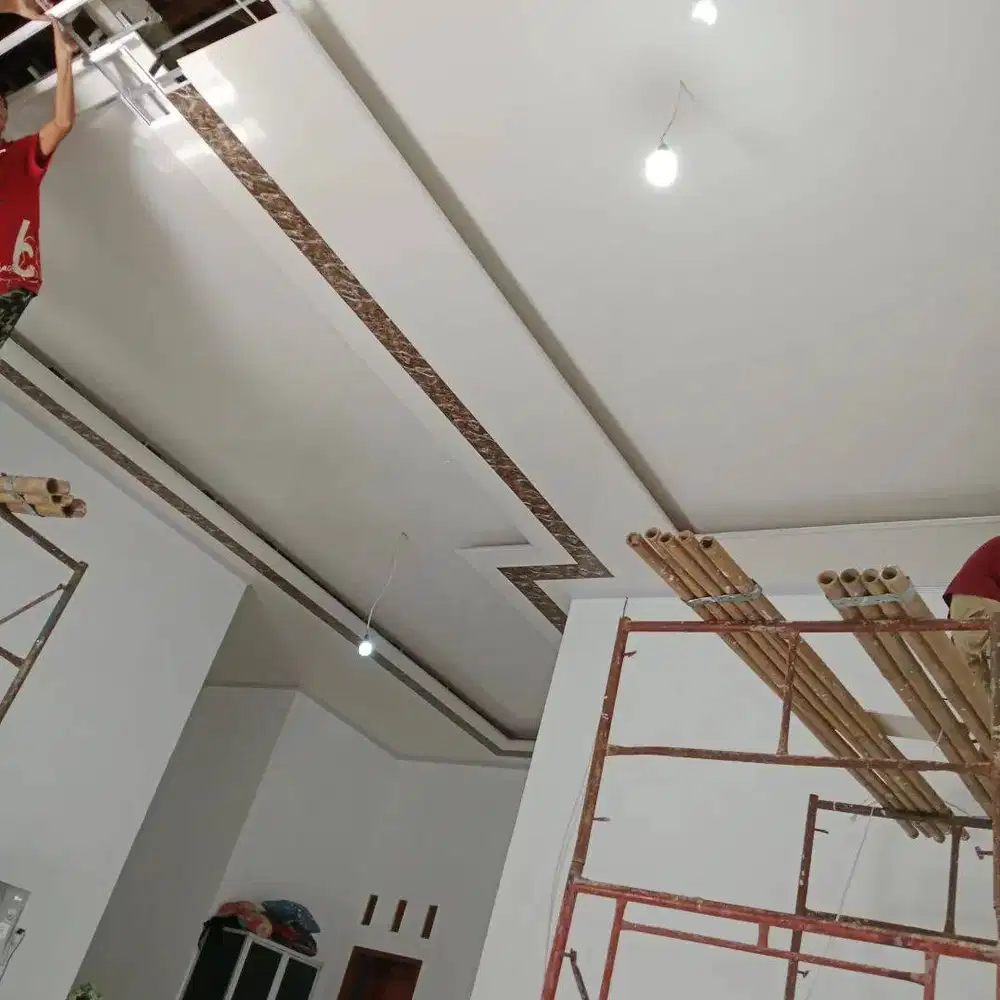 Jasa Tukang Pasang Plafon Partisi Wall Moulding Sekat PVC GRC Gypsum