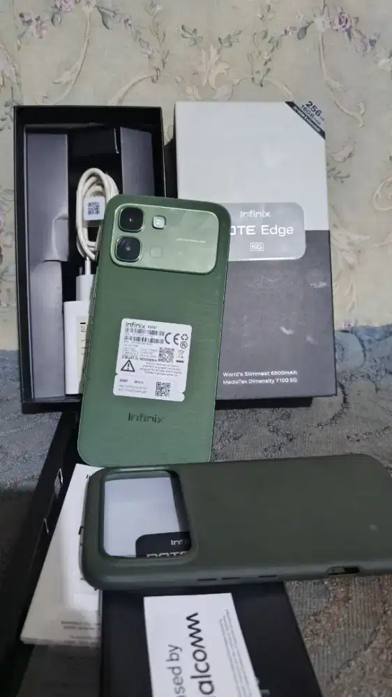 Infinix Note Edge 5G 8/256