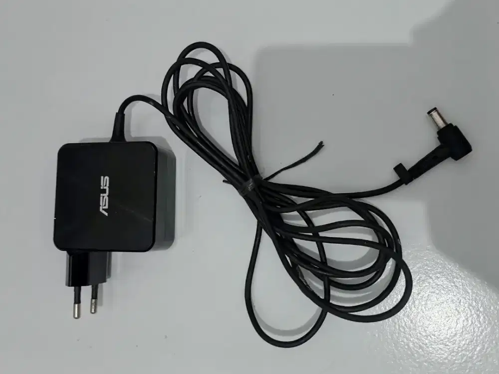Adaptor laptop Asus
