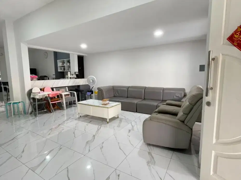 Rumah Semi Furnished Kondisi Rapih - Sektor 1B Gading Serpong