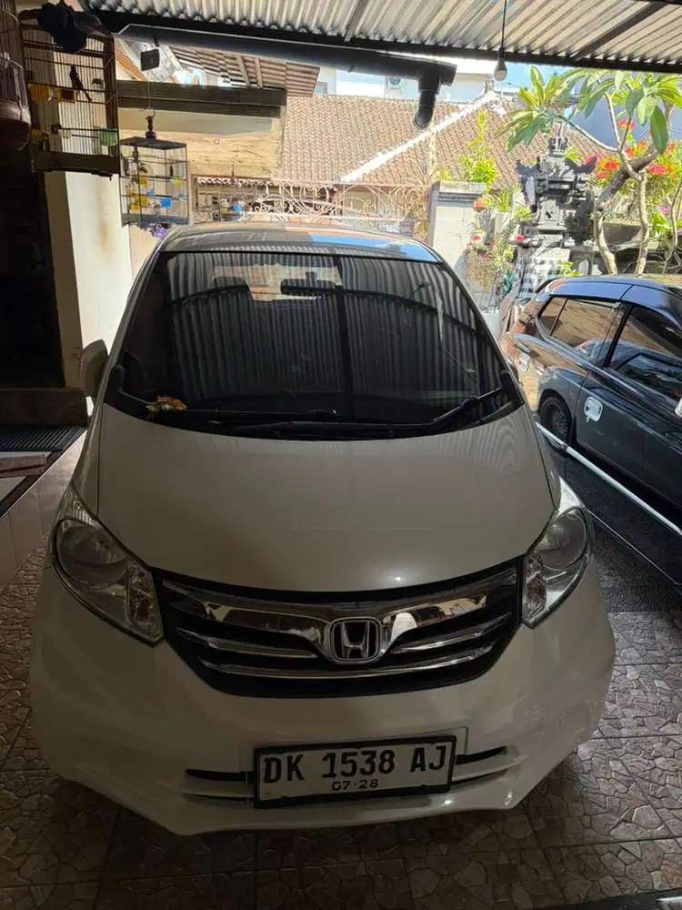 Honda Freed 2013 Bensin