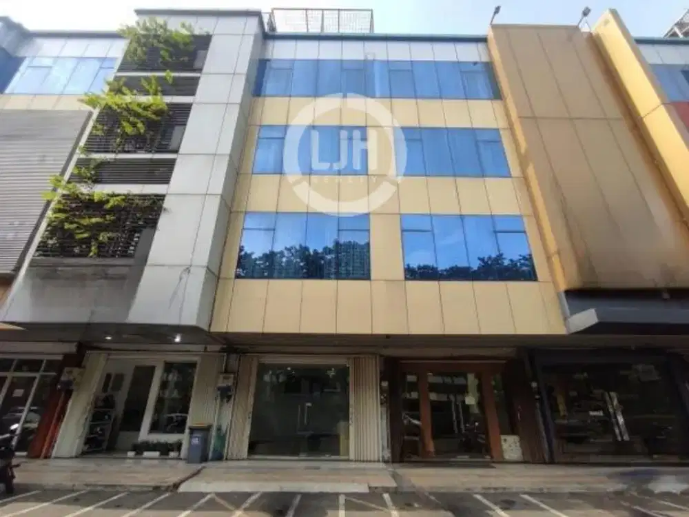 Ruko Disewakan di Gading Bukit Indah Kelapa Gading Jakarta Utara Full Interior