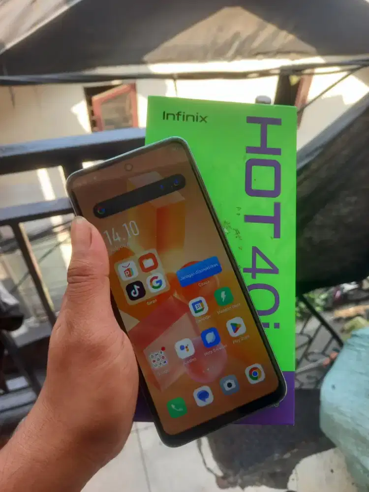 Infinix hot 40i 8+8/256gb
