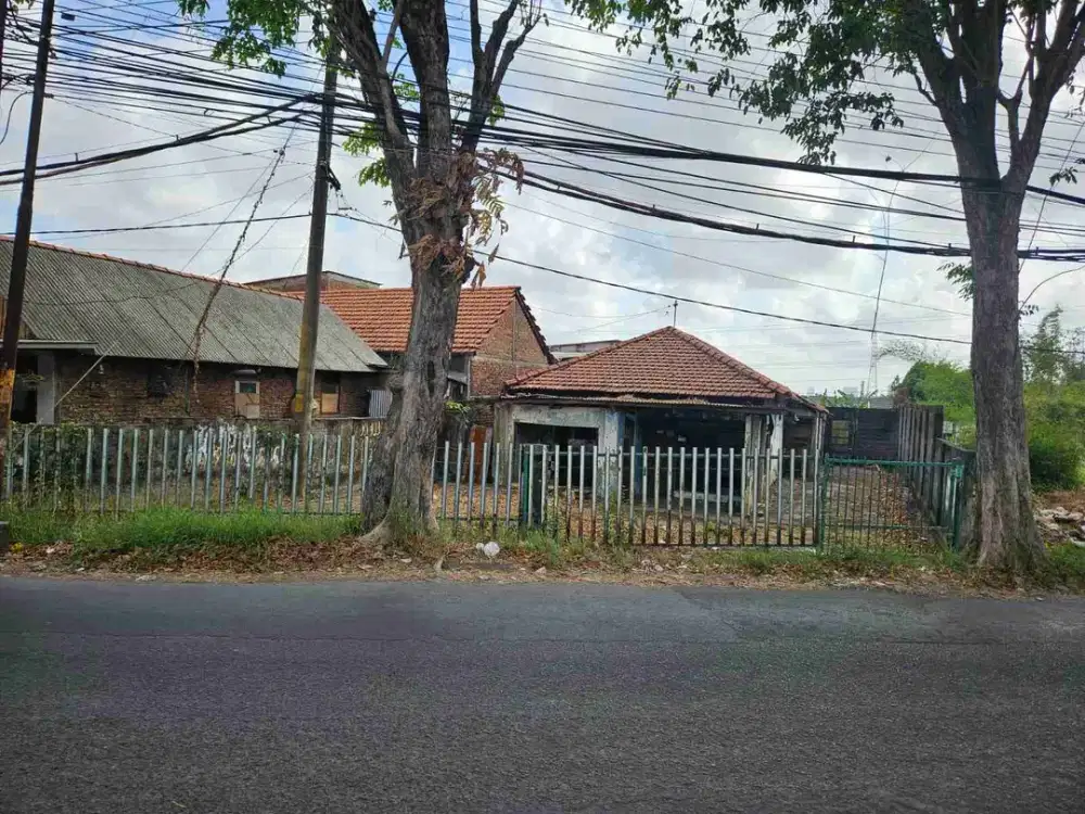 dijual rumah hitung tanah raya balas klumprik surabaya